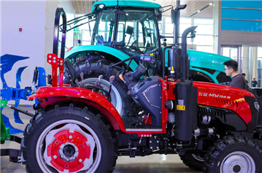 2025年1-11月：我國(guó)小型拖拉機(jī)累計(jì)產(chǎn)量同比下降16%